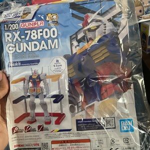 RX-78F00 Gundam Model Kit